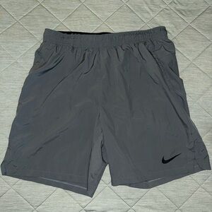 Nike Men's Gray Athletic Shorts